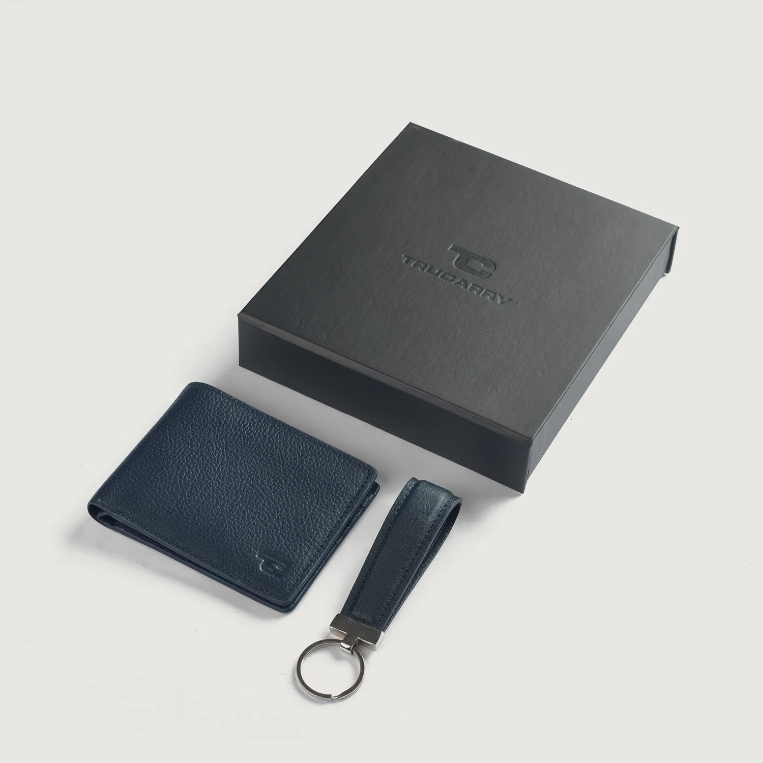 Marvin_Blue_Leather_Gift_Set_Box_Products-2-1694257735641 Marvin Blue Leather Gift Set - Image 1